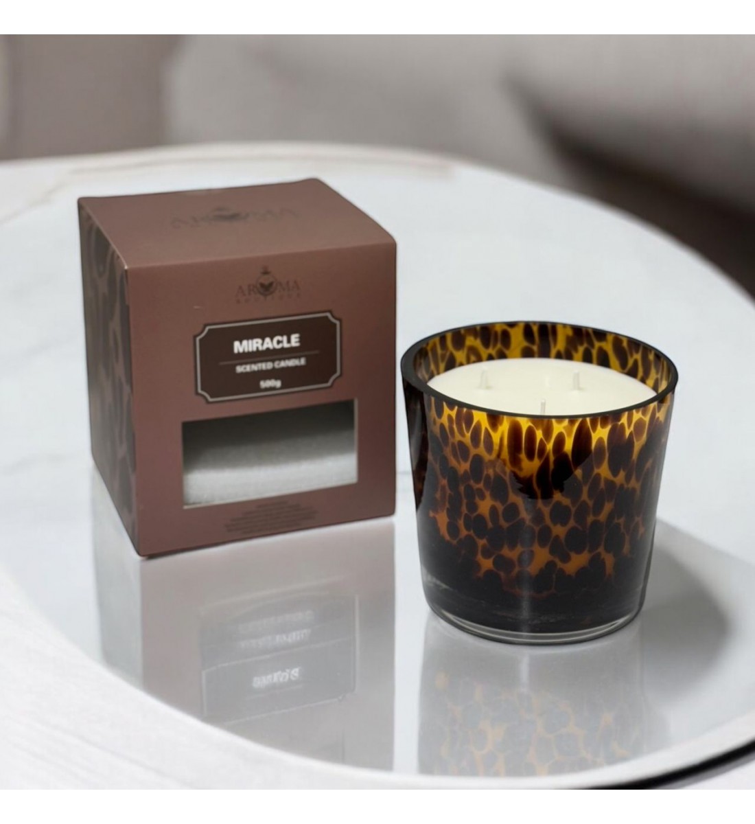 شمعه عطرية زجاج 500 غرام برائحه ( MIRACLK) SCENTED CANDLE